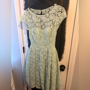 Monique Lhuillier Soft green Attire